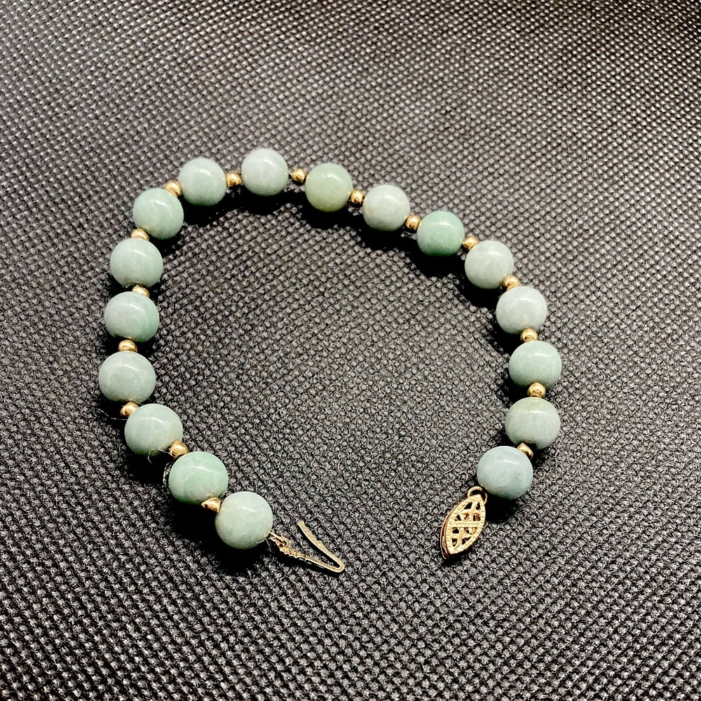 14k Gold Bracelet with Jade Beads